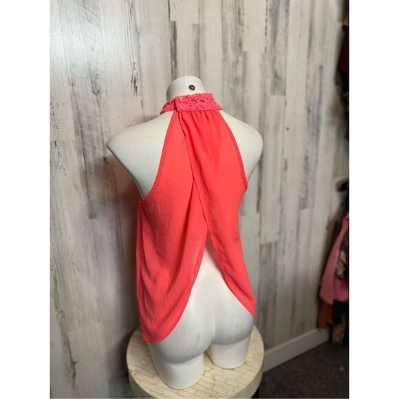 Hot pink blouse tank top - Picture 2 of 6